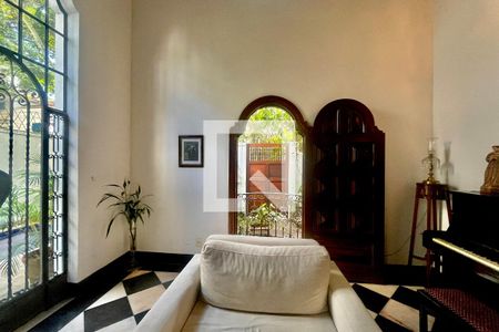 Casa à venda com 4 quartos, 266m² em Urca, Rio de Janeiro