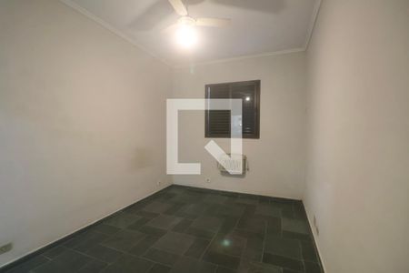 Suíte de apartamento para alugar com 3 quartos, 84m² em Jardim Las Palmas, Guarujá