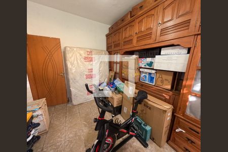 Quarto 1 de casa para alugar com 2 quartos, 129m² em Vaz Lobo, Rio de Janeiro