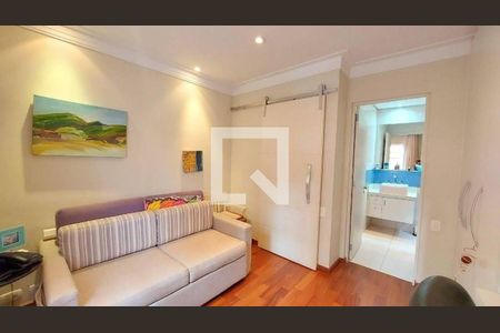 Casa à venda com 3 quartos, 228m² em Educandário, São Paulo