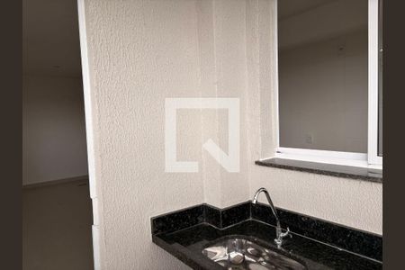 Apartamento para alugar com 2 quartos, 58m² em Jardim Patricia, Uberlândia