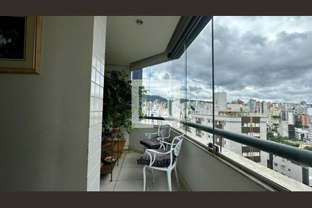 Varanda  de apartamento à venda com 4 quartos, 145m² em Cruzeiro, Belo Horizonte
