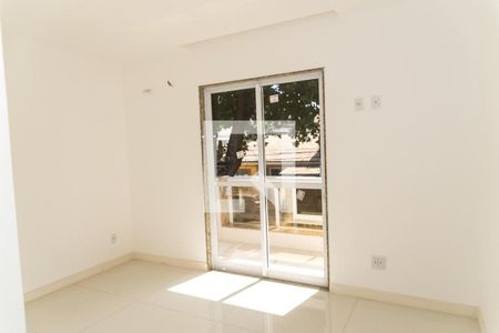 Quarto 1 de apartamento à venda com 4 quartos, 200m² em Jardim Guanabara, Rio de Janeiro