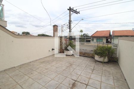 Sala - Quintal de casa para alugar com 2 quartos, 207m² em Parque Sao Domingos, São Paulo