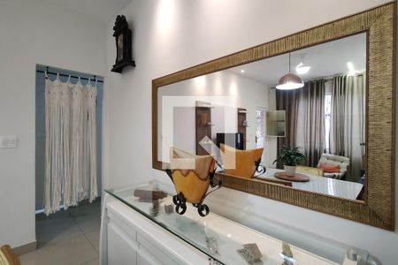 Sala de casa de condomínio à venda com 3 quartos, 200m² em Taquara, Rio de Janeiro