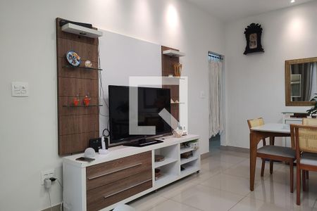 Sala de casa de condomínio à venda com 3 quartos, 200m² em Taquara, Rio de Janeiro