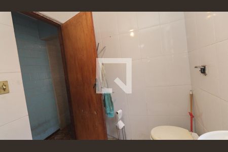 Banheiro de casa à venda com 2 quartos, 70m² em Vila Maria Baixa, São Paulo