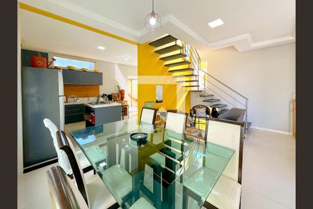 Sala de Jantar de casa para alugar com 3 quartos, 120m² em São João do Rio Vermelho, Florianópolis