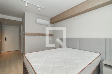 Sala / Quarto / Cozinha de apartamento para alugar com 0 quarto, 26m² em Passo D’areia, Porto Alegre