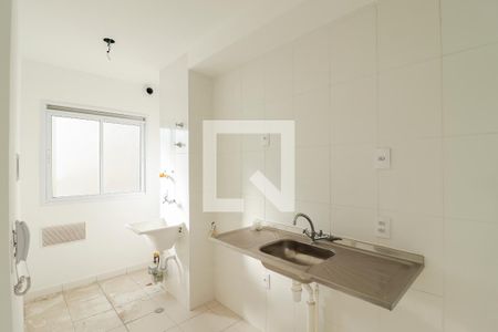 Sala/Cozinha/área de serviço de apartamento para alugar com 2 quartos, 42m² em Vila Nova Cachoeirinha, São Paulo
