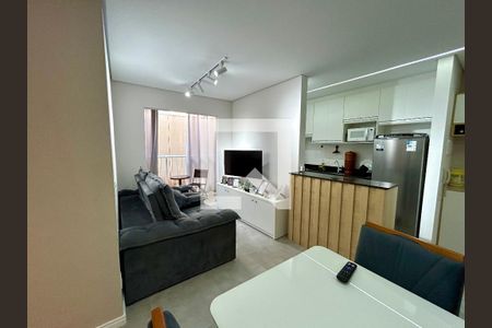 Sala de apartamento para alugar com 2 quartos, 55m² em Vila Itapegica, Guarulhos