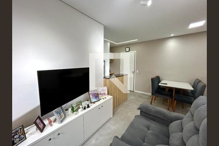 Sala de apartamento para alugar com 2 quartos, 55m² em Vila Itapegica, Guarulhos