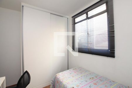 Apartamento para alugar com 3 quartos, 60m² em Jardim Riacho das Pedras, Contagem
