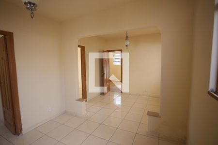 Sala de casa à venda com 3 quartos, 86m² em Carlos Prates, Belo Horizonte