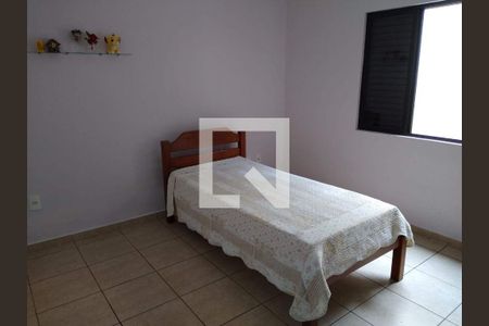 Casa à venda com 4 quartos, 281m² em Parque das Nações, Santo André