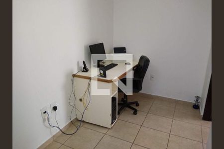 Casa à venda com 4 quartos, 281m² em Parque das Nações, Santo André