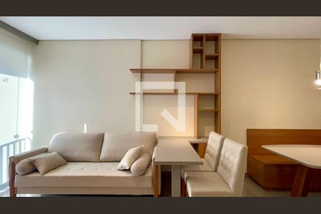 Sala de TV de apartamento para alugar com 1 quarto, 37m² em Sumaré, São Paulo