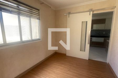 Quarto de casa para alugar com 3 quartos, 92m² em Vila Leopoldina, Duque de Caxias