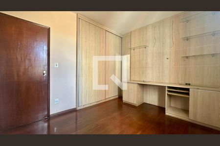 Quarto  de apartamento à venda com 4 quartos, 180m² em Coracao de Jesus, Belo Horizonte