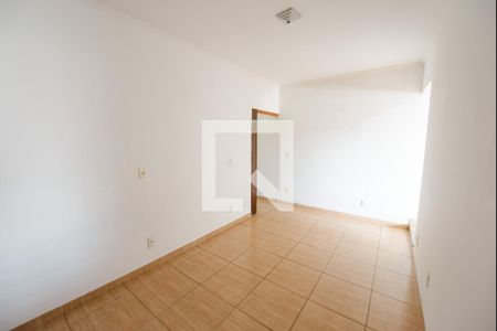 Sala 3 de casa para alugar com 2 quartos, 180m² em Flor do Vale, Taubaté