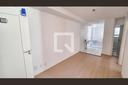 Sala de apartamento para alugar com 2 quartos, 45m² em Bonsucesso, Rio de Janeiro