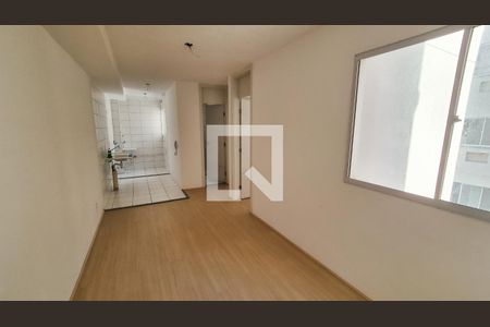 Sala de apartamento para alugar com 2 quartos, 45m² em Bonsucesso, Rio de Janeiro
