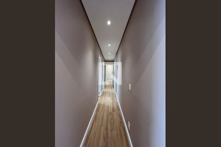 Corredor de apartamento para alugar com 3 quartos, 119m² em Bosque da Saúde, São Paulo