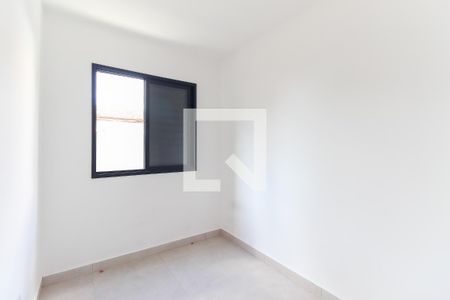 Quarto 2 de apartamento para alugar com 2 quartos, 53m² em Itaquera, São Paulo