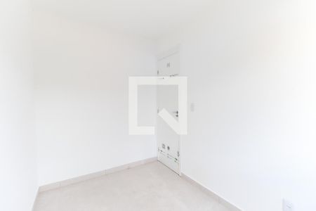 Quarto 2 de apartamento para alugar com 2 quartos, 53m² em Itaquera, São Paulo