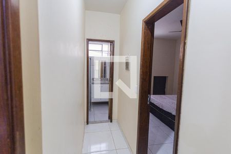 Corredor de apartamento à venda com 2 quartos, 80m² em Cruzeiro, Belo Horizonte