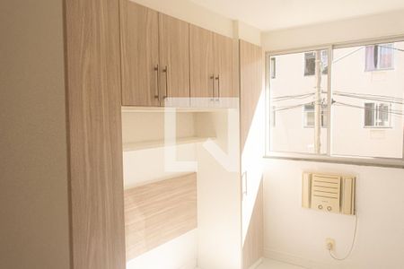 Closet do quarto de apartamento para alugar com 2 quartos, 45m² em Inhoaíba, Rio de Janeiro