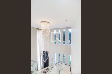 Detalhe Sala de casa de condomínio à venda com 5 quartos, 381m² em Alphaville, Santana de Parnaíba