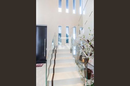 Escada de casa de condomínio à venda com 5 quartos, 381m² em Alphaville, Santana de Parnaíba