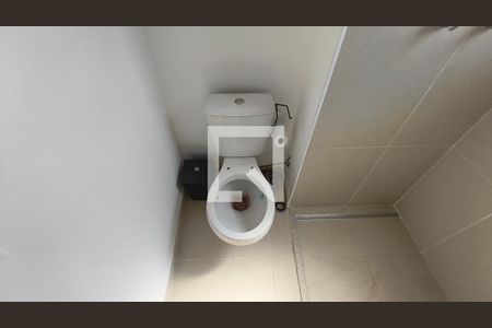 Banheiro de kitnet/studio para alugar com 1 quarto, 28m² em Ipiranga, São Paulo