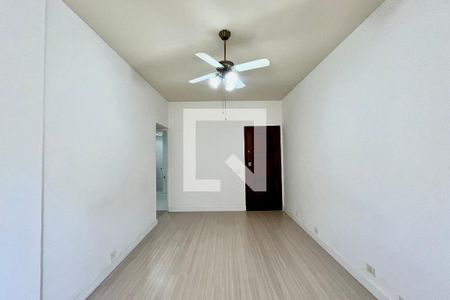Sala  de apartamento para alugar com 3 quartos, 75m² em Copacabana, Rio de Janeiro
