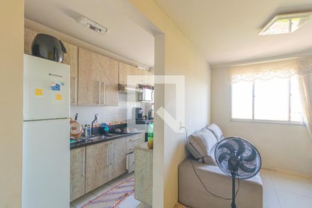 Cozinha e Área de Serviço de apartamento à venda com 2 quartos, 43m² em Estância Velha, Canoas