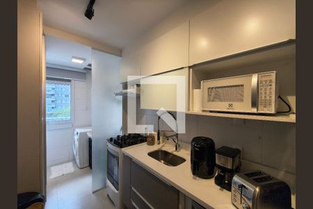 Cozinha de apartamento para alugar com 1 quarto, 64m² em Barra da Tijuca, Rio de Janeiro