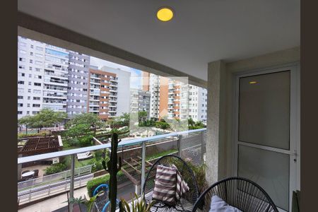 Varanda - Sala de apartamento para alugar com 1 quarto, 64m² em Barra da Tijuca, Rio de Janeiro
