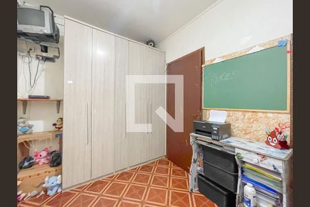 Quarto 1 de casa à venda com 2 quartos, 160m² em Km 18, Osasco
