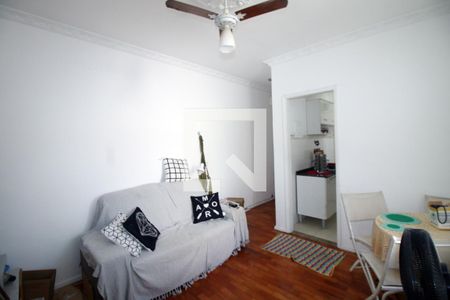 Sala de apartamento à venda com 3 quartos, 150m² em Olaria, Rio de Janeiro