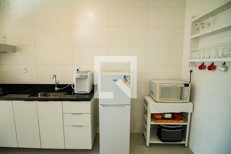 Sala/cozinha de apartamento para alugar com 1 quarto, 50m² em Balneario Flórida, Praia Grande