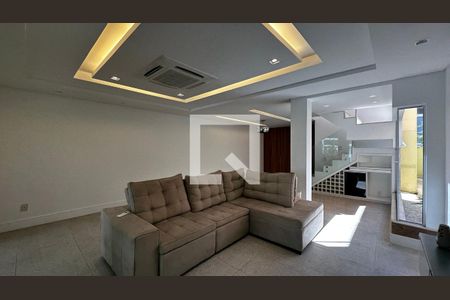 Casa de Condomínio para alugar com 4 quartos, 500m² em Barra da Tijuca, Rio de Janeiro