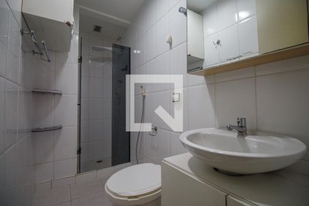 Banheiro de apartamento à venda com 2 quartos, 48m² em Tijuca, Rio de Janeiro