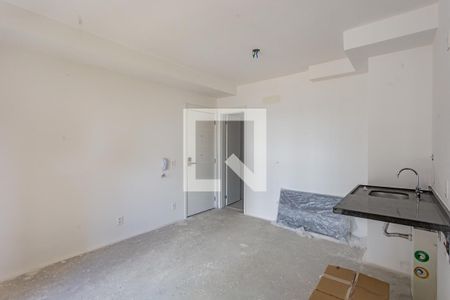 Cozinha de apartamento à venda com 1 quarto, 28m² em Vila Gumercindo, São Paulo
