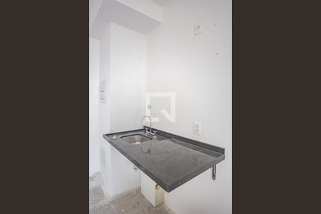 Cozinha de apartamento à venda com 1 quarto, 28m² em Vila Gumercindo, São Paulo