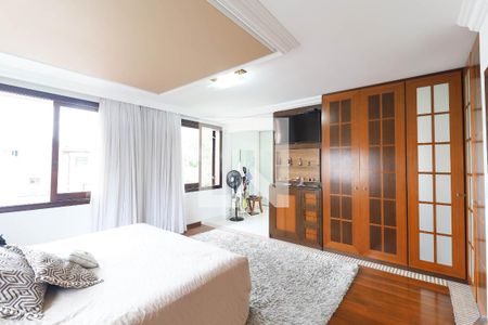 Casa à venda com 4 quartos, 320m² em Vila Irmaos Arnoni, São Paulo