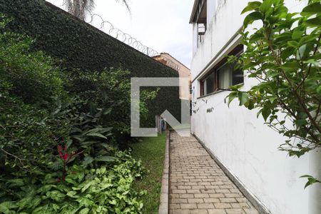 Casa à venda com 4 quartos, 320m² em Vila Irmaos Arnoni, São Paulo