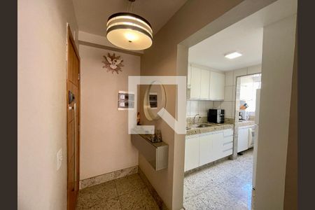 Apartamento à venda com 3 quartos, 134m² em Saudade, Belo Horizonte