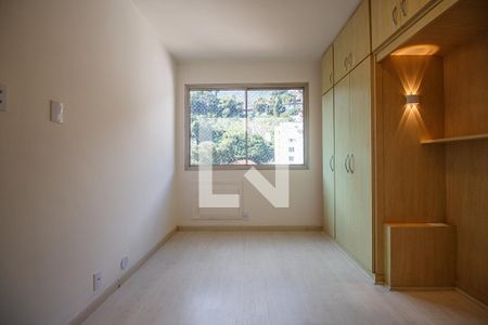 Quarto 1 de apartamento à venda com 3 quartos, 110m² em Tijuca, Rio de Janeiro