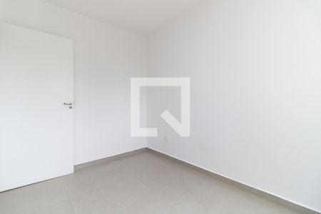 Quarto 1 de apartamento para alugar com 2 quartos, 42m² em Vila Cristalia, São Paulo